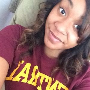 Meet your Posher, Denae